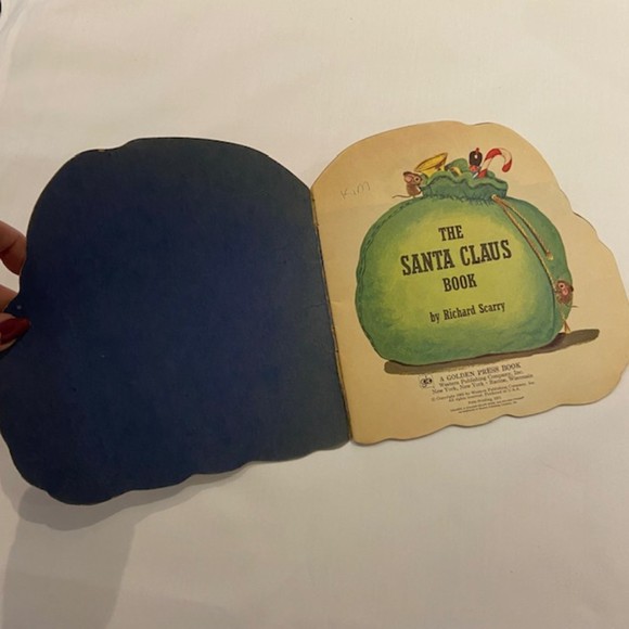 The SANTA CLAUS BOOK Childrens Book Vintage 1965 Softcover Golden Shape Book - Picture 2 of 9